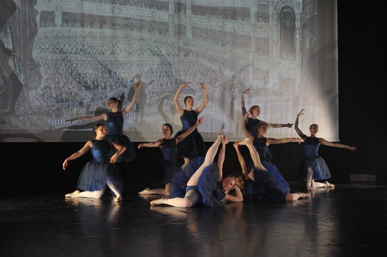 La variation imparfaite (Lac des Cygnes) - Gala 2024